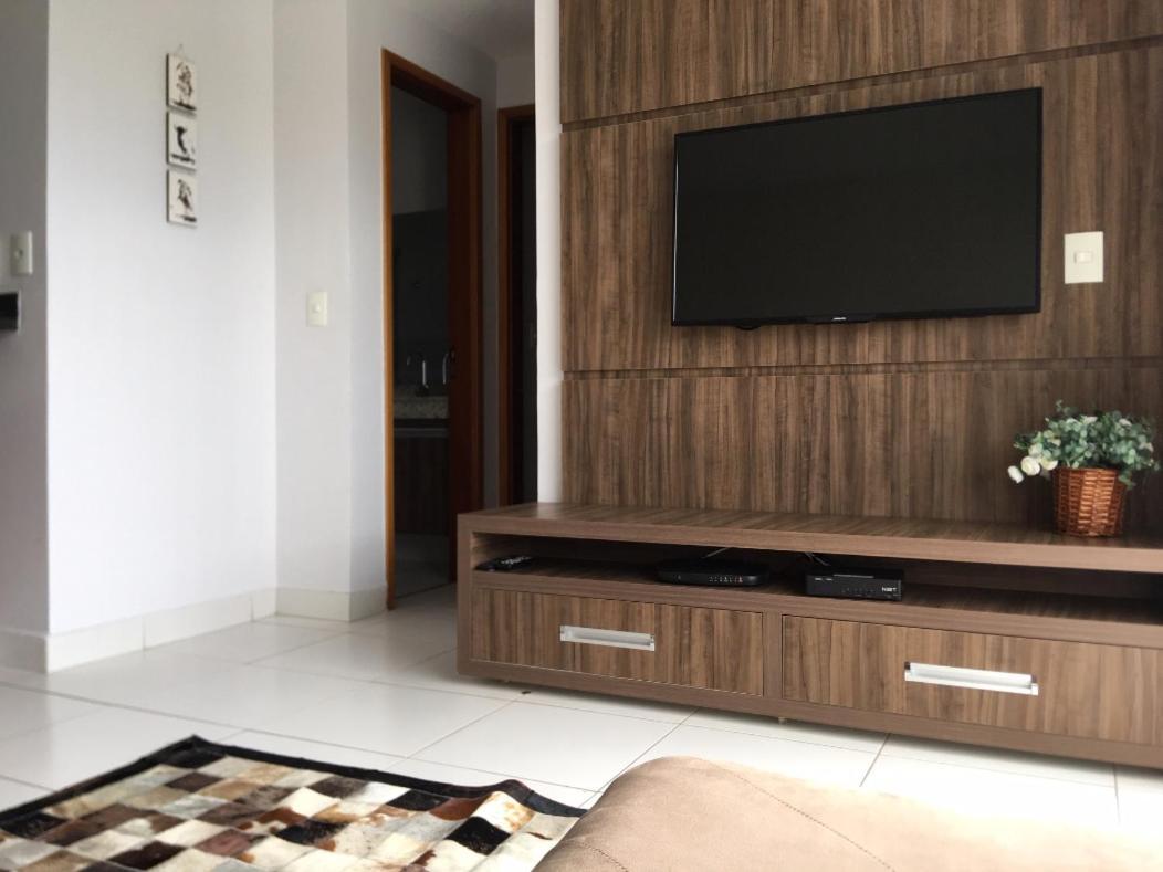 Acomodacao 2q St Bueno - 302 Apartamento